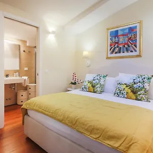 Apartment Garden House By Canto Degli Aranci
